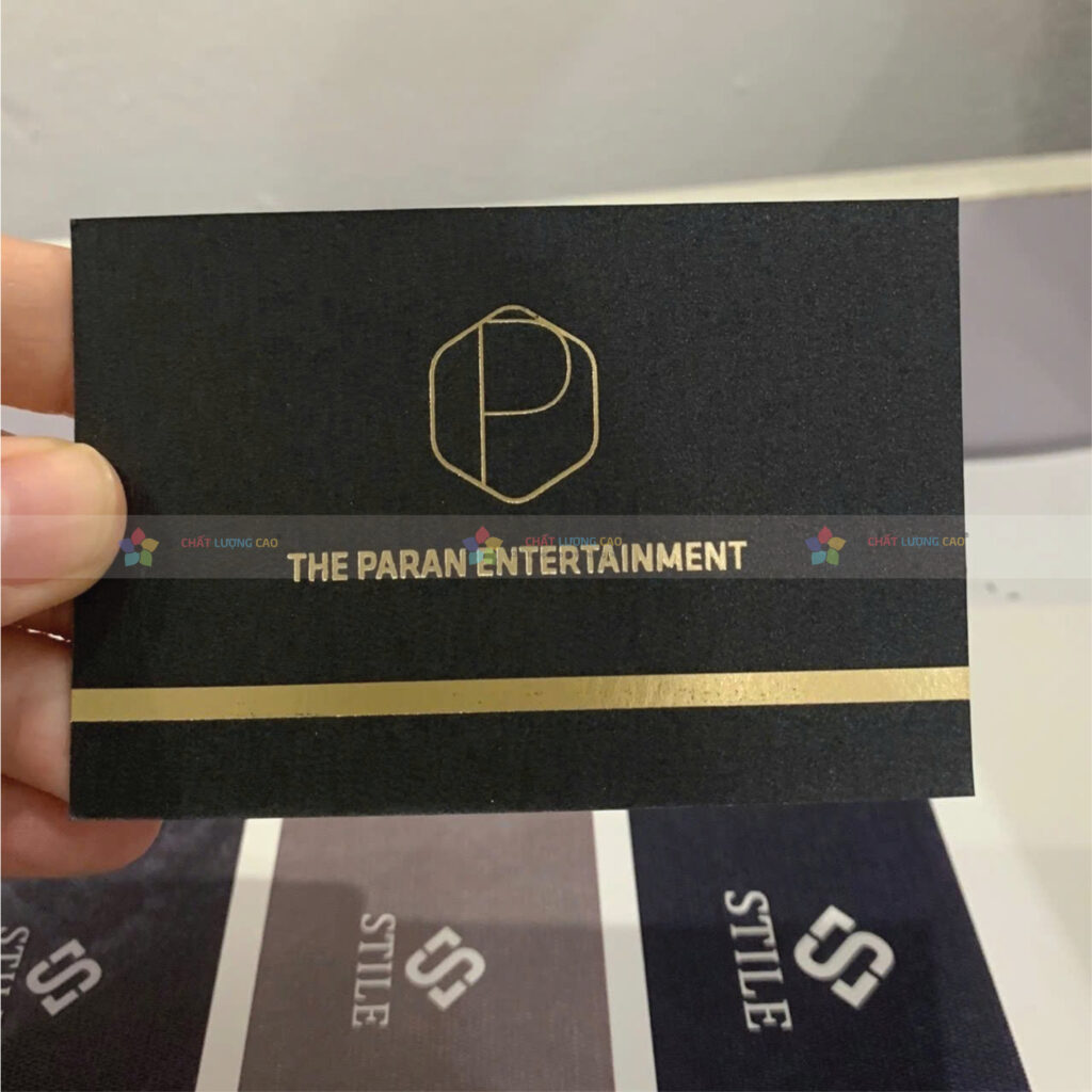 Danh Thiếp Ép Kim – Xu Hướng Thiết Kế Sang Trọng 2025