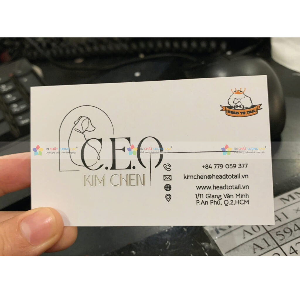 Danh Thiếp Ép Kim – Xu Hướng Thiết Kế Sang Trọng 2025