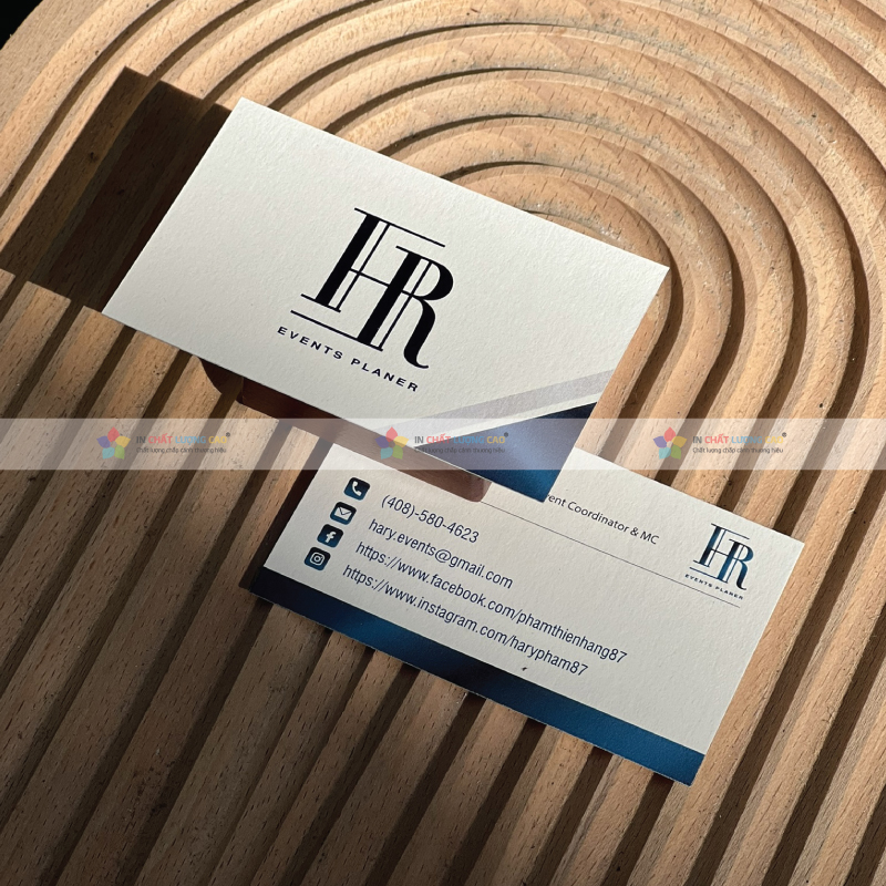 Xu Hướng Danh Thiếp Giấy Mỹ Thuật 2025